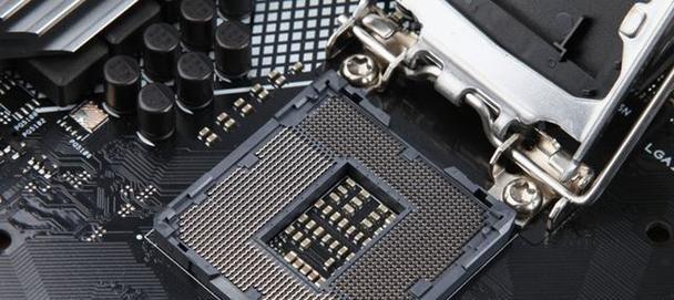 Z370组装教程（一步一步教你如何使用Z370主板组装自己的顶级电脑）