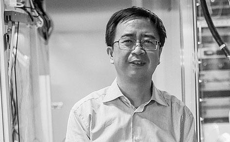 潘建伟（解析潘建伟的科学成就与影响力）