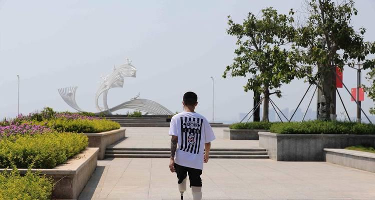 日本假肢技术的卓越创新（突破性技术改变残障人士的生活）