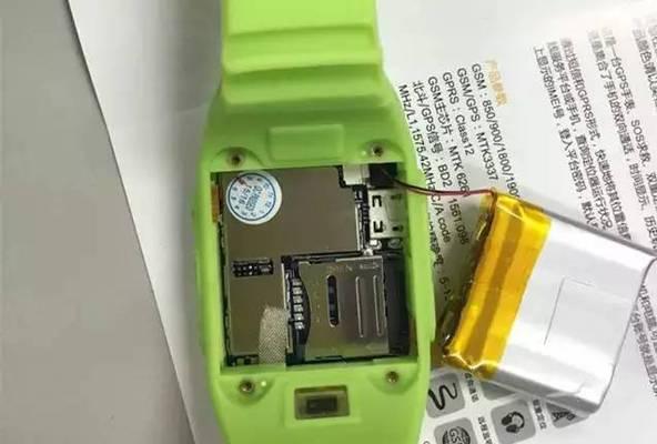电脑山寨机如何更换电池（简单教程教你轻松操作，以及更换电池的注意事项）